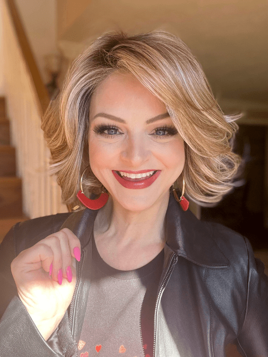 Sandy @i_be_wiggin wearing CROWD PLEASER by RAQUEL WELCH WIGS in color RL14/22SS SHADED WHEAT | Dark Blonde Evenly Blended with Platinum Blonde and Dark Roots