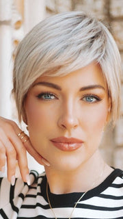 GF19-23SS BISCUIT | Light Ash Blonde Evenly Blended with Cool Platinum Blonde with Dark Roots
