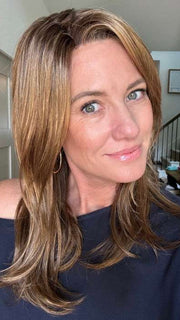 Jenny B. @thewiggygirl wearing BELINDA by ENVY BY ALAN EATON in color TOASTED SESAME | Medium Brown roots with overall Warm Cinnamon base and Golden Blonde highlights