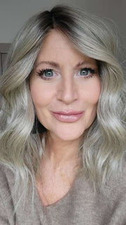Natalie @vanish.into.thin.hair wearing BIG SPENDER by RAQUEL WELCH WIGS in color RL17/23SS ICED LATTE MACCHIATO | Honey Blonde shaded with Cool Blonde