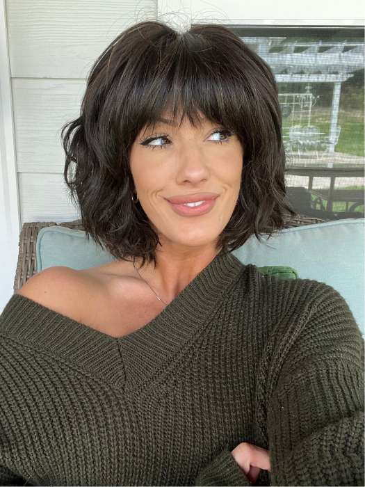 Jenna @jenna_fail wearing NEW WAVE by TRESSALLURE in color 4/6R | Dark Brown
