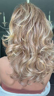 Jenna @jenna_fail wearing ALWAYS by RAQUEL WELCH WIGS in color RL29/25 GOLDEN RUSSET | Ginger Blonde Evenly Blended with Medium Golden Blonde