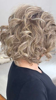 Marcie @wig.obsessed wearing EDITOR'S PICK ELITE by RAQUEL WELCH WIGS in color RL12/22SS SHADED CAPPUCCINO | Light Golden Brown Evenly Blended with Cool Platinum Blonde Highlights with Dark Roots