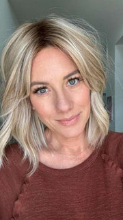 Jenny B. @thewiggygirl wearing HOLLIE by JON RENAU in color FS17/101S18 PALM SPRINGS BLONDE | Light Ash Blonde with Pure White Natural Violet Bold Highlights, Shaded with Dark Natural Ash Blonde
