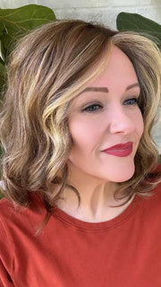 Marcie Mertz @wig.obsessed wearing TOUCH by ELLEN WILLE in color TOBACCO-ROOTED 12.26.27 | Medium Brown base with Light Golden Blonde highlights and Light Auburn lowlights
