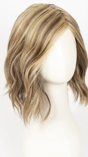 24BT18 ECLAIR | Dark Natural Gold Blonde & Light Natural Gold Blonde Blend with Light Natural Gold Blonde Tips