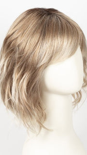 BEIGE PASTEL SHADED 101.27.60 | Pearl Platinum Blonde mixed with Light Reddish Brown and Pure White with Light Shaded Roots