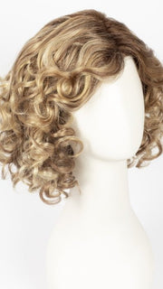 14/26S10 SHADED PRALINES N' CREAM | Light Gold Blonde & Medium Red-Gold Blonde Blend, Shaded with Light Brown
