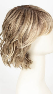 18/16/22/R8 CASHMERE CREAM | A stunning blend of dark natural blonde, golden blonde, and champagne blonde, shaded with dark roots
