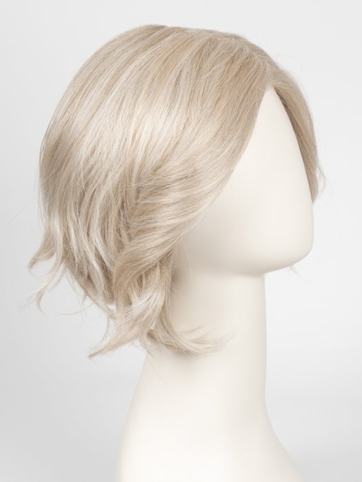 GF16-22 ICED SWEET CREAM | Pale Blonde with Slight Platinum Highlighting