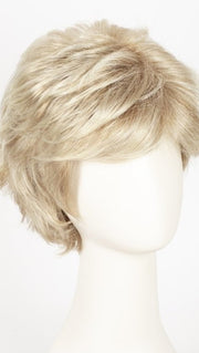 GL14-22SS SANDY BLONDE | Dark Golden Blonde base blends into multi-dimensional tones of Medium Gold Blonde and Light Beige Blonde