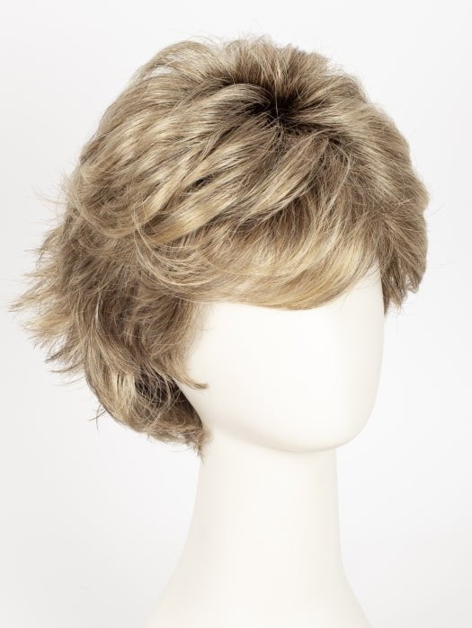 GL15-26SS BUTTERED TOAST | Chestnut Brown base blends into multi-dimensional tones of Medium Brown and Golden Blonde