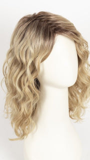 MC25/88SS HONEY | Beige Blonde with a Darker Root