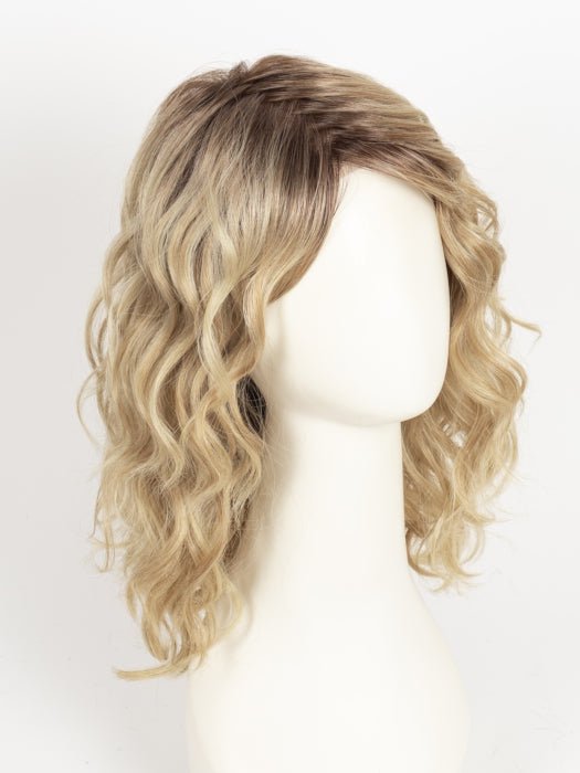 MC25/88SS HONEY | Beige Blonde with a Darker Root