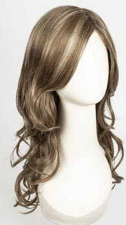 CASHMERE-BROWN-SR | Slightly Rooted Medium Beige Brown base with woven Velvet Blonde Highlights