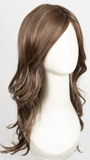 ICY-OAK-SR | Warm Medium Brown base with Golden Blond and White Gold Highlights and a Soft Shadowed Root Effect