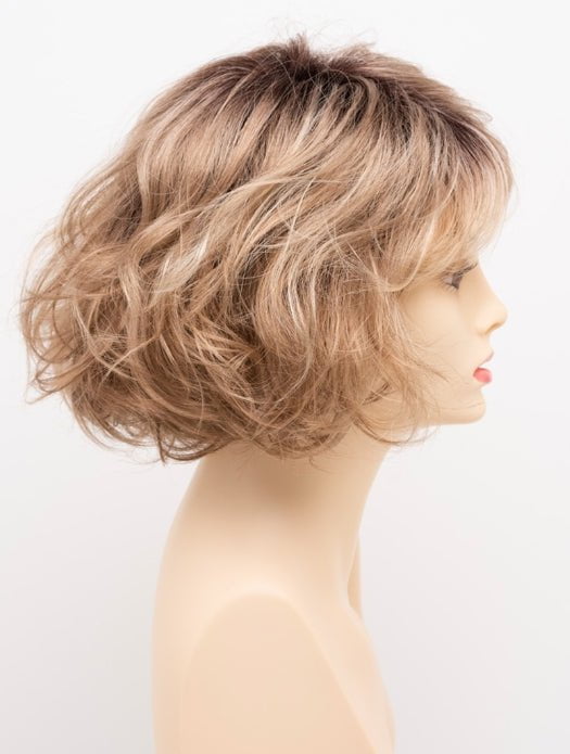 SPARKLING CHAMPAGNE | Medium Brown roots with overall Strawberry Blonde base and soft Golden Blonde highlights