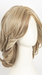 RL16/88 PALE GOLDEN HONEY | Dark Natural Blonde Evenly Blended with Pale Golden Blonde