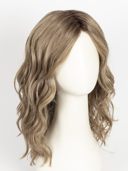 GF10-22SS ICED CAPPUCCINO  | Light Brown Shaded with Medium BlondeO