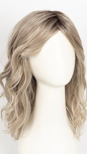 GF17-23SS ICED LATTE MACCHIATO | Honey Blonde shaded with Cool Blonde with Dark Roots