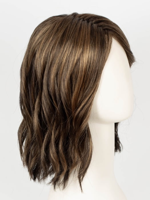 AMARETTO CREAM | Dark Brown roots with overall Medium Brown base with Honey Blonde highlights