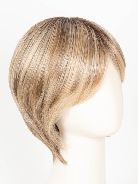 12FS8 SHADED PRALINE | Light Gold Brown, Light Natural Gold Blonde & Pale Natural Gold-Blonde Blend, Shaded with Medium Brown