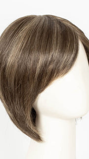 8RH14 MOUSSE CAKE | Medium Brown with 33% Medium Natural Blonde Highlights