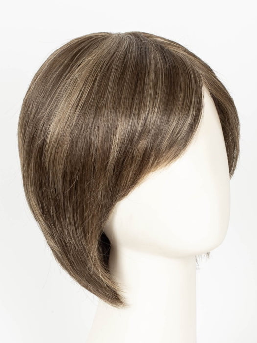 8RH14 MOUSSE CAKE | Medium Brown with 33% Medium Natural Blonde Highlights