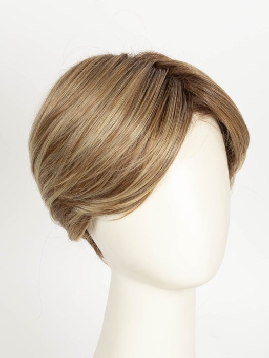 14/26S10 SHADED PRALINES N' CREAM | Light Gold Blonde & Medium Red-Gold Blonde Blend, Shaded with Light Brown