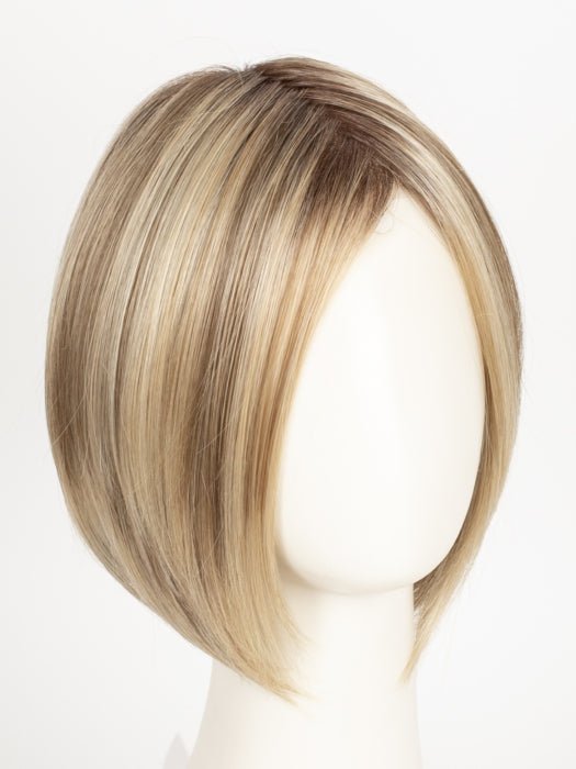 12FS8 SHADED PRALINE | Light Gold Brown, Light Natural Gold Blonde & Pale Natural Gold-Blonde Blend, Shaded with Medium Brown