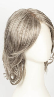 SANDY SALT | Carefully blended, warm medium-brown tone with a well-balanced silvery white base