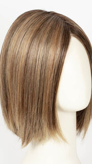 17/23/R8 | Beige Blonde and Auburn Blended with Medium Brown Roots