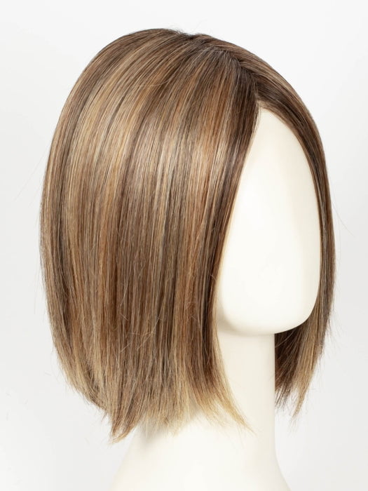 17/23/R8 | Beige Blonde and Auburn Blended with Medium Brown Roots
