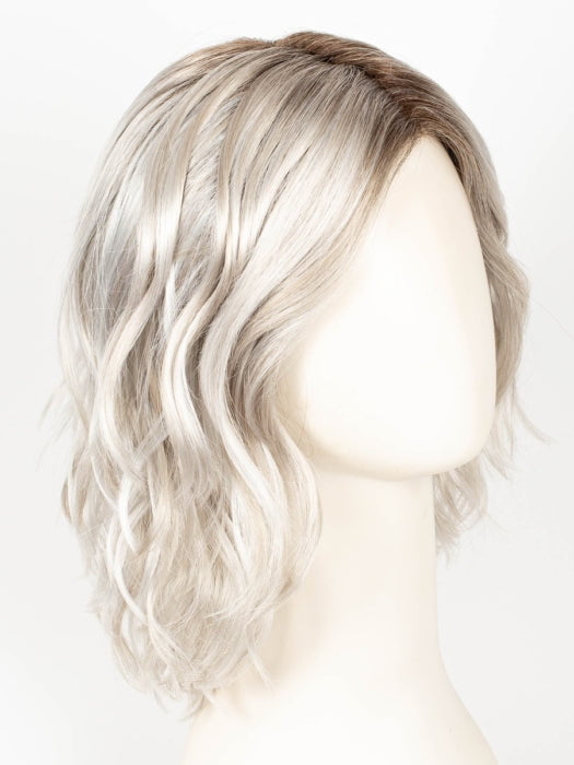 SILVERSUN/RT8 | Iced Blonde Dusted with Soft Sand and Golden Brown Roots