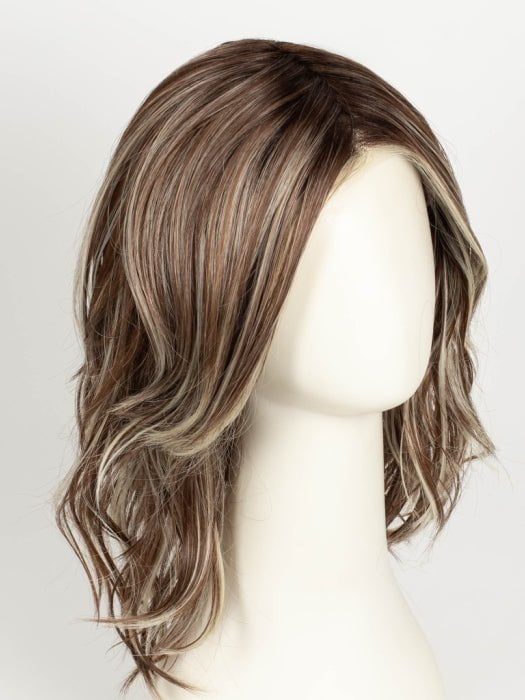 SNOWY UMBER R | Medium Ginger Brown base with White Blond highlights  