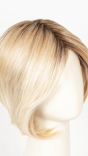 24/102/R12 | Gold Blonde with Platinum Highlights with Gold Brown Roots
