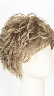 ICE-BLOND | Ashy blond base with white gold tips and highlights on face