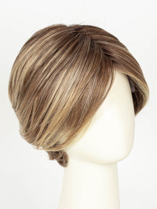 RL12/22SS SHADED CAPPUCCINO | Light Golden Brown Evenly Blended with Cool Platinum Blonde Highlights with Dark Roots