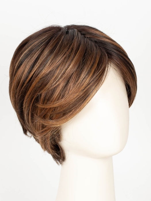 RL8/29SS SHADED HAZELNUT | Warm Medium Brown Evenly Blended with Ginger Blonde with Dark Roots