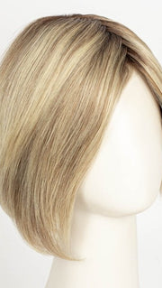 12FS8 SHADED PRALINE | Medium Natural Gold Blonde, Light Gold Blonde, Pale Natural Blonde Blend, Shaded with Dark Brown