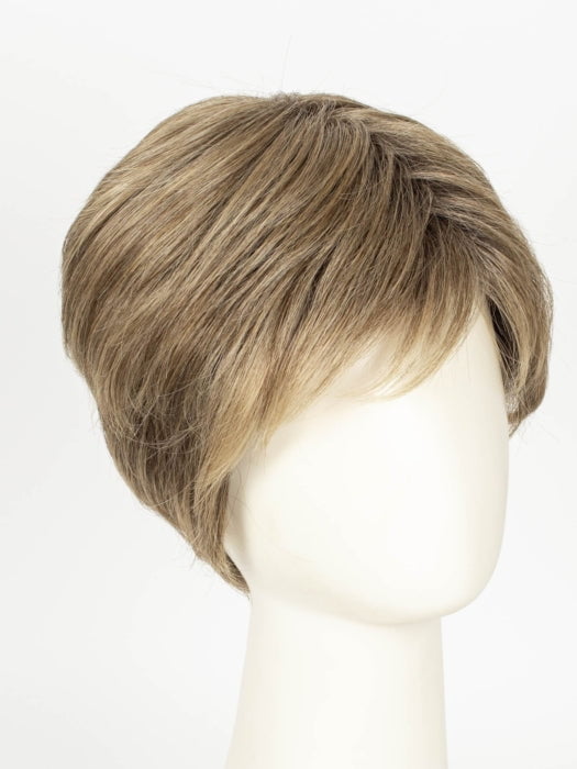 GF10-22SS ICED CAPPUCCINO | Light Brown Shaded with Medium Blonde