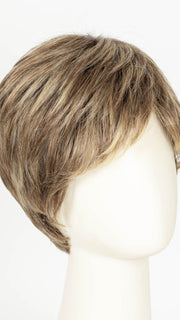 GF11-25SS HONEY PECAN | Chestnut Brown base blends into multi-dimensional tones of Brown and Golden Blonde
