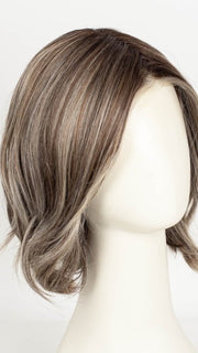 TRES CHOCOLATE R | Carefully placed White, Medium, and Dark Chocolate tones completed with a Dark Brown Root. This color is perfect for both Blond and Brown enthusiasts