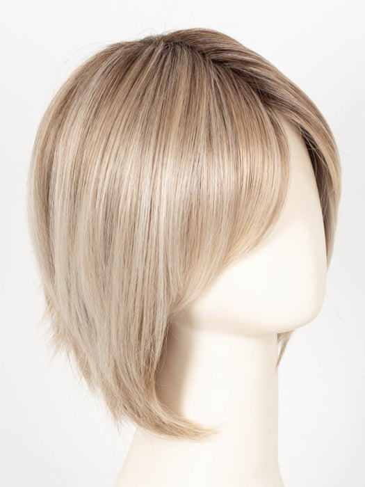 MILKSHAKE BLONDE R | A mixture of Light Sandy Brown, Highlighted with Light Ash Blonde with a Hint of Light Platinum Blonde with a Medium Root Color