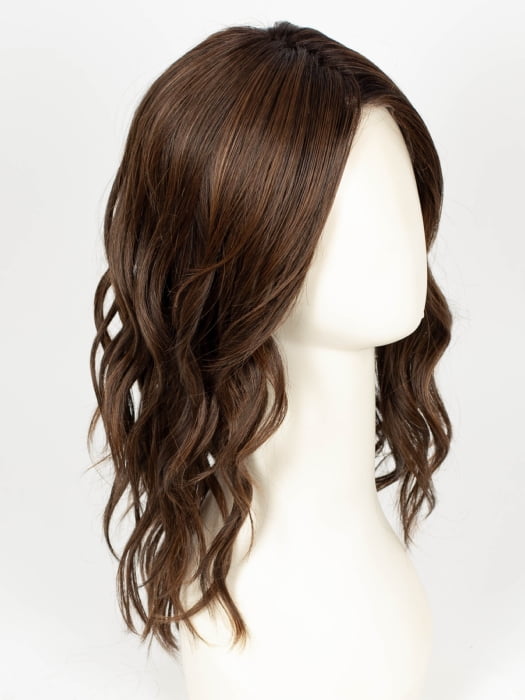 SOFT AMBER BROWN-R  | A warm rooted, amber-toned shade blending golden and red hues over a medium brown base.