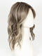 SPARKLING CHAMPAGNE BLONDE R | A radiant blend of champagne blonde with soft golden and beige tones, grounded by natural-looking roots in ash brown and dark blonde.