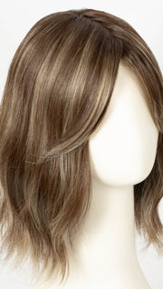 10RH16 CAFFE MOCHA | Light Brown with 33% Light Natural Blonde Highlights