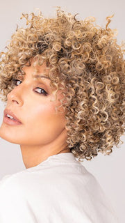 Roxie wearing ZAHRA by KIM KIMBLE in MC9/14SS CARAMEL LATTE | Caramel Blonde blended with a Darker Root