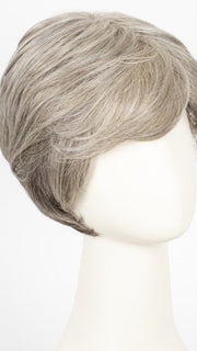 R119G GRADIENT SMOKE | Light Brown With 80% Gray in Front Gradually Blended Into 50% Gray in Nape Area