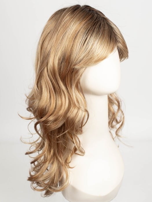 SAHARA BEIGE ROOTED | Light Golden Blonde and Light Honey Blonde blended with Light Strawberry Blonde with Shaded Roots